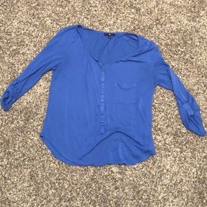 Blue snap button down ¾ sleeve shirt